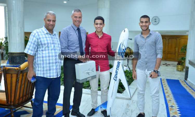 الطالب عبدالرحمن صبرى فى مصر للطيران