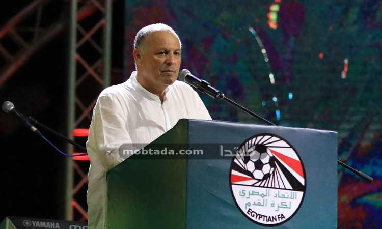 صبحى وأبو ريدة يكرمان رئيسا الفيفا والكاف
