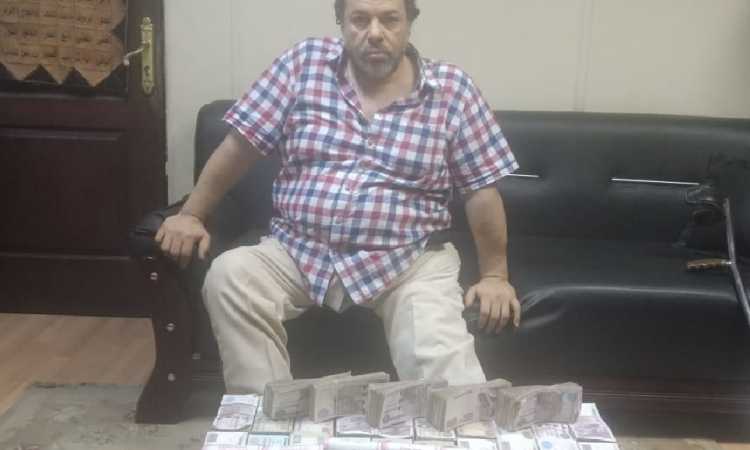 المتهم بعد القبض عليه