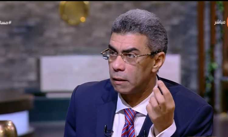 ياسر رزق