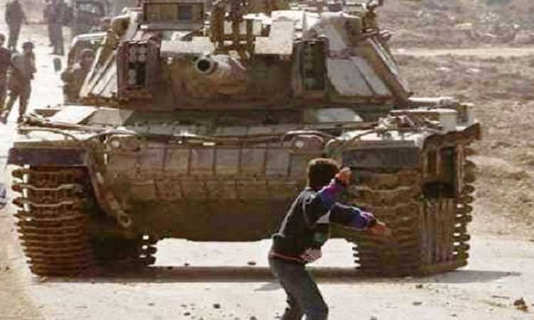 الطفل الفلسطيني فارس عودة 