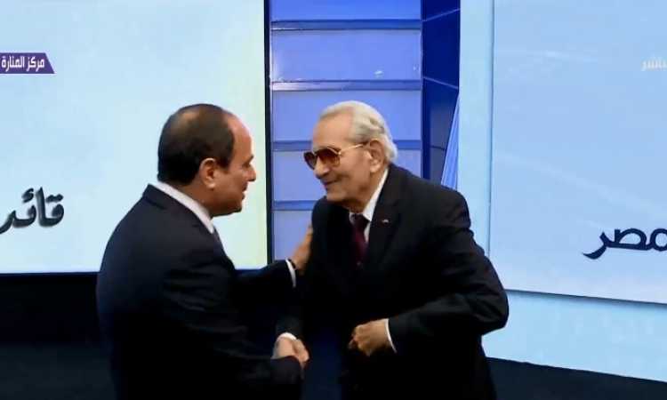 السيسى يكرم الفريق يوسف عفيفى