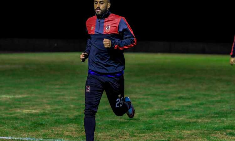 حسام عاشور