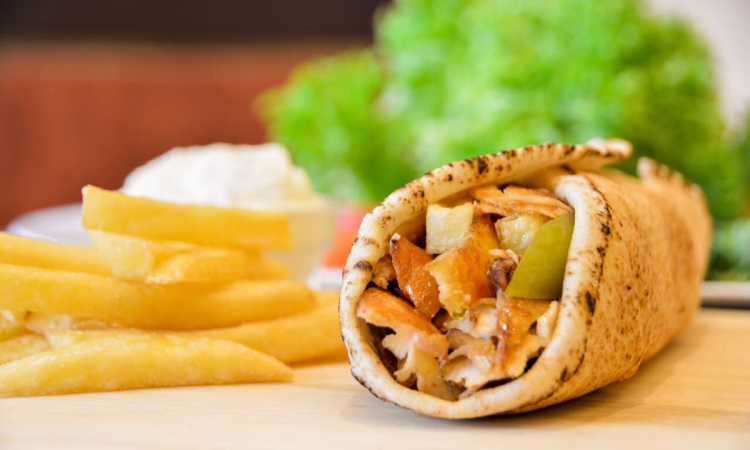 شاورما الدجاج بطريقة صحية