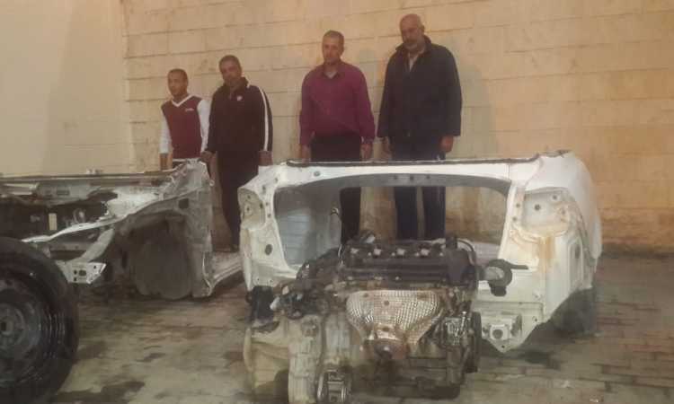 المتهمين بعد ضبطهم