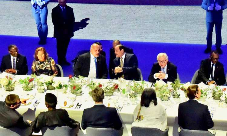 السيسى يشارك فى مأدبة العشاء بالنمسا