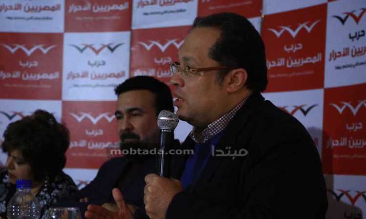 الكاتب هانى لبيب