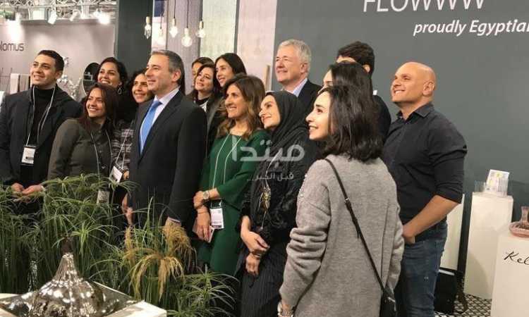 سفير مصر في لندن يفتتح الجناح المصري المشارك بمعرض "توب دراور"