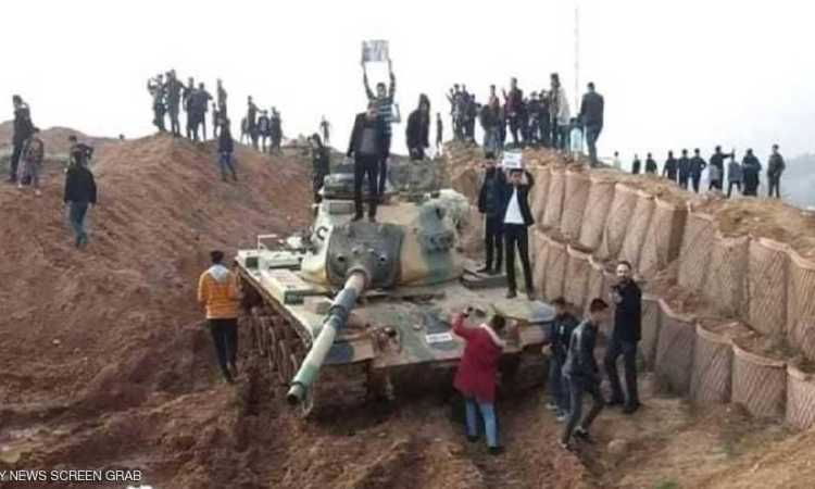 اقتحام قاعدة تركية