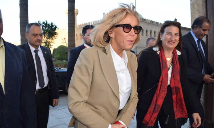 زيارة بريجيت ماكرون لمسجد محمد على