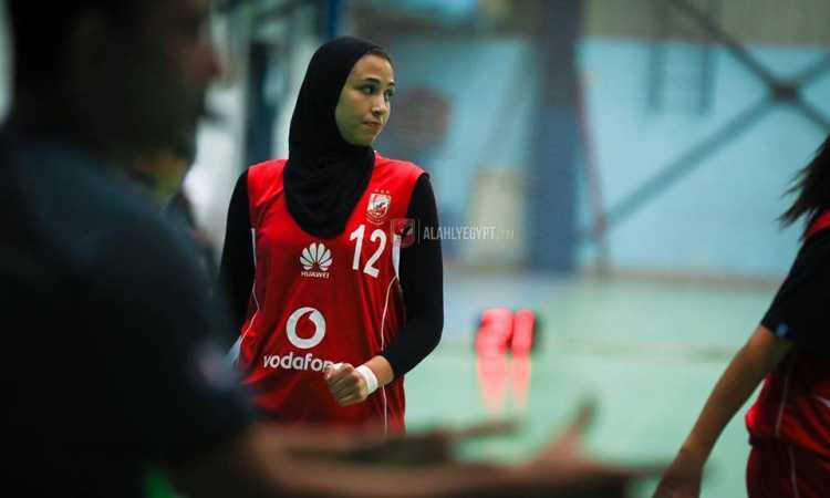 رنا عبدالظاهر لاعبة الأهلى