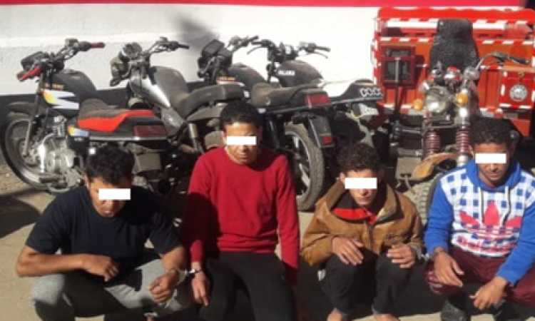 المتهمين