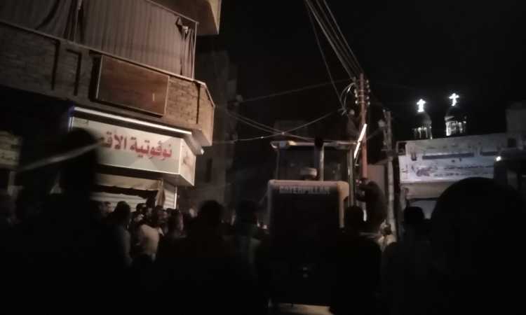 انهيار عقار