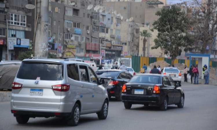 سيولة فى التحويلات المرورية بشارع جامعة الدول