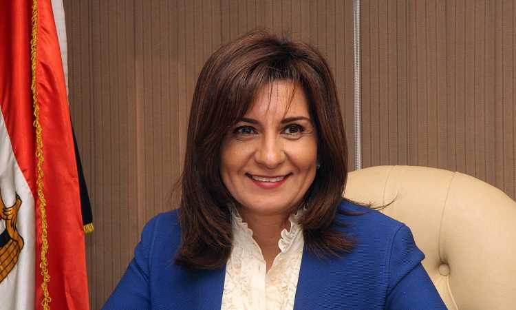 نبيلة مكرم