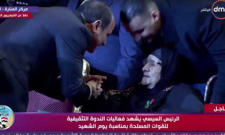 السيسى فى الندوة التثقيفية