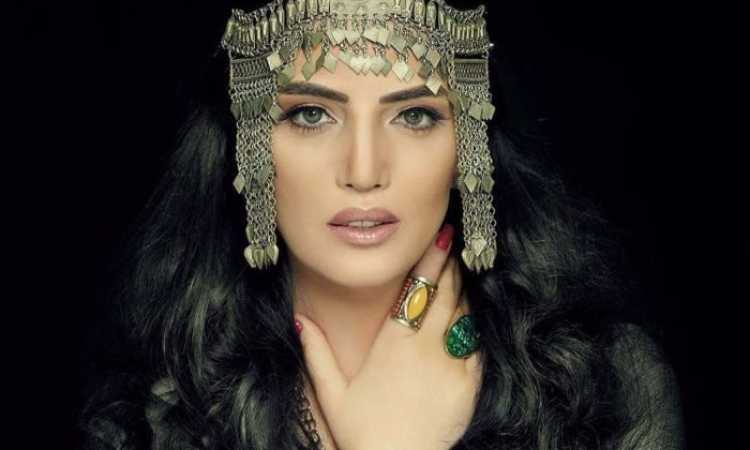 حورية فرغلى