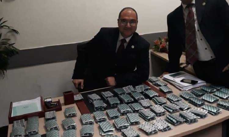 جمارك مطار القاهرة