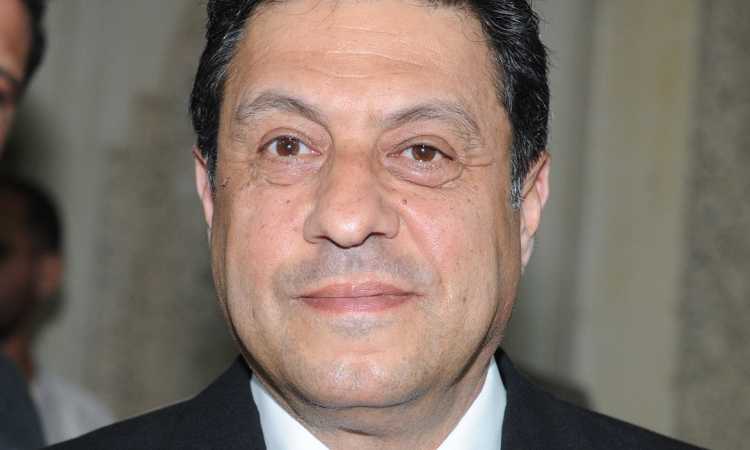 السفير طارق القونى