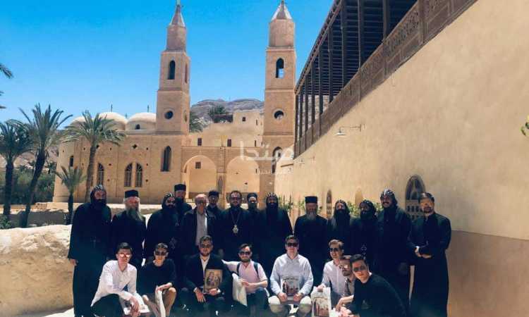 وفد الأكاديمية اللاهوتية الروسية