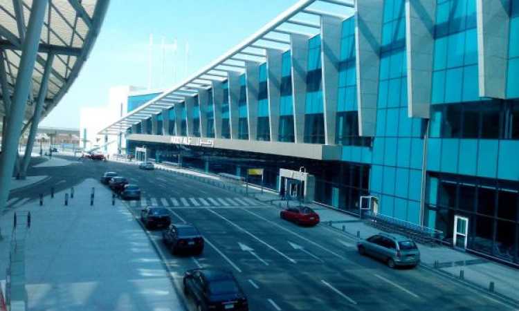 مطار القاهرة