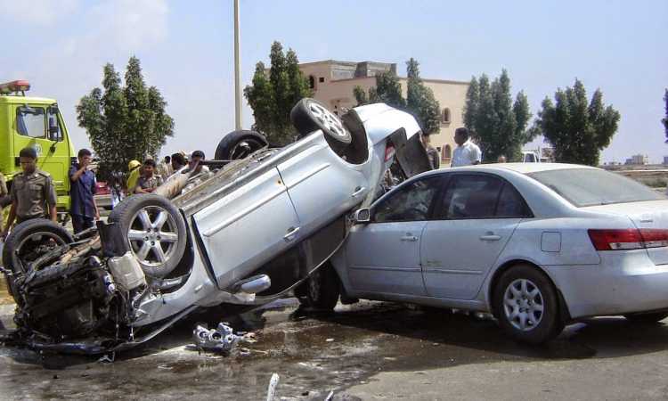 تصادم سيارات