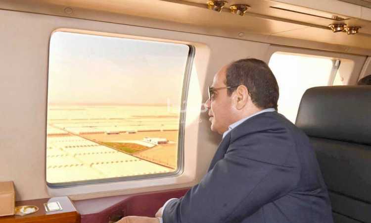 الرئيس يتفقد مشروعات الصوب الزراعية