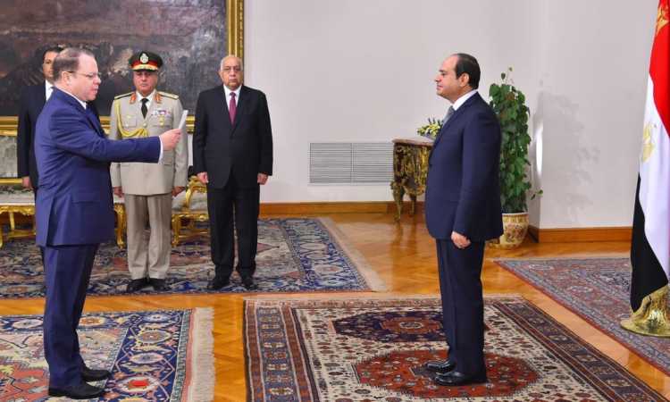 الرئيس يشهد حلف اليمين للنائب العام