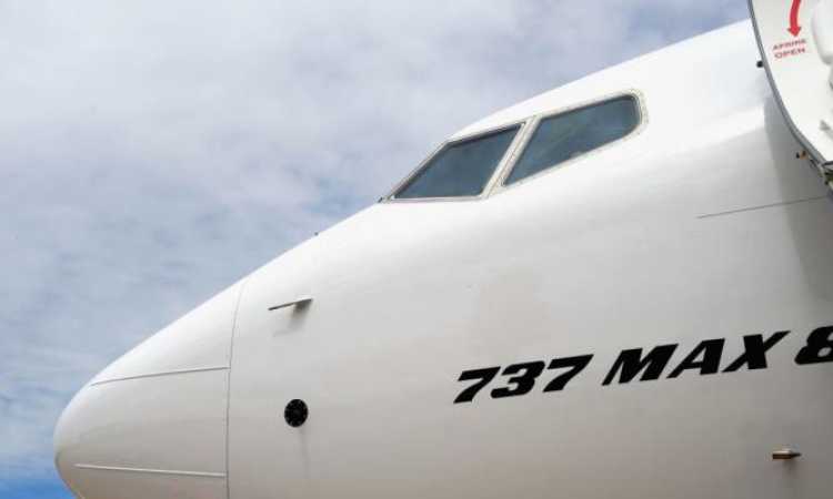 ماكس 737