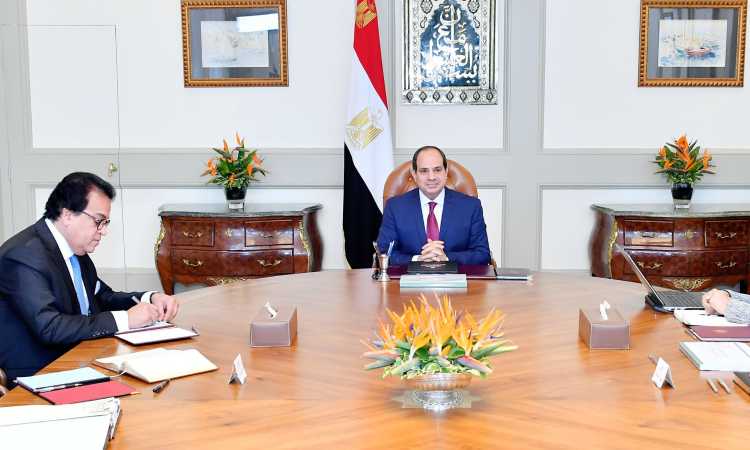 اجتماع الرئيس السيسى مع وزيرة الصحة ووزير التعليم العالى