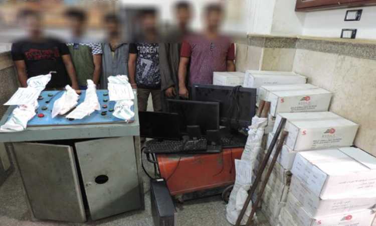 المتهمين