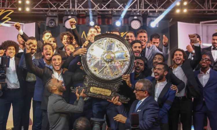 الأهلى يتسلم درع الدورى المصرى فى حفل  كبير