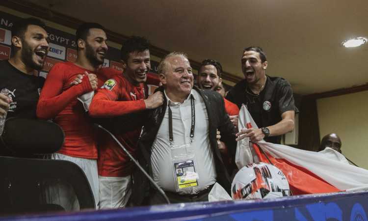 احتفال نجوم المنتخب الأولمبى
