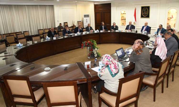 وزير الإسكان ومحافظ القاهرة