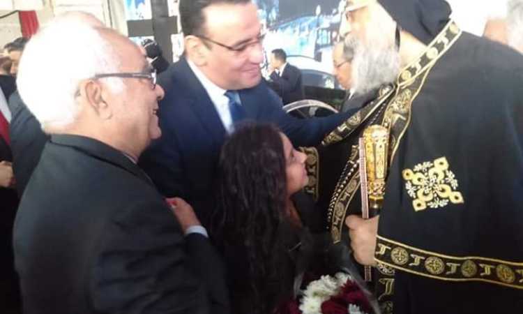 وفد من حزب الحرية المصرى يهنئ البابا تواضروس