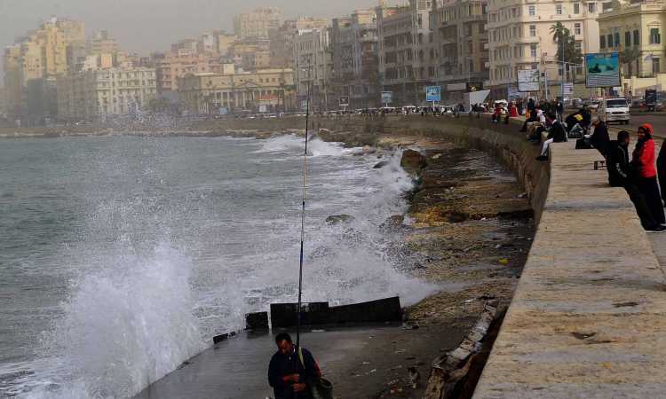 أمطار غزيرة على الإسكندرية