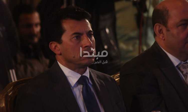 الدكتور أشرف صبحى
