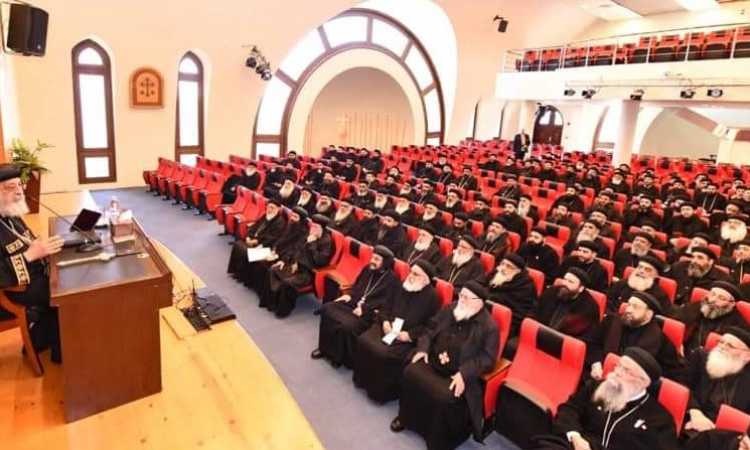 البابا تواضروس يلقى عظة للكهنة
