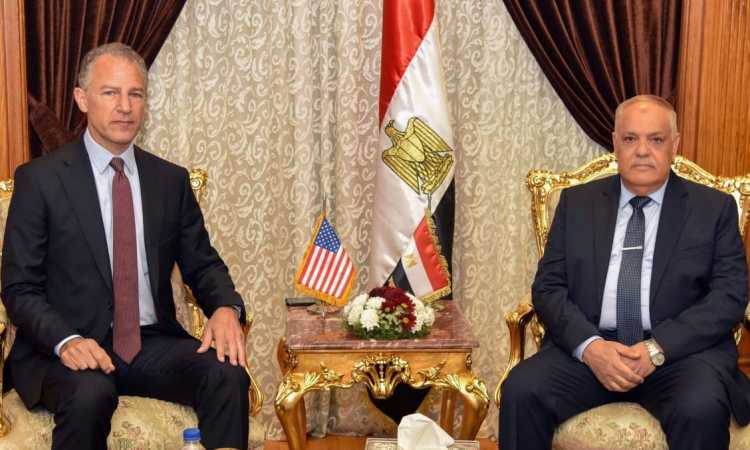 التراس والسفير الأمريكى