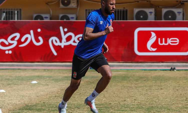 حسام عاشور