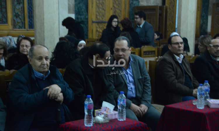 هانى لبيب يقدم واجب العزاء فى وفاة لينين الرملى