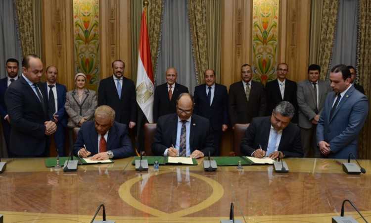 وزير الإنتاج الحربى