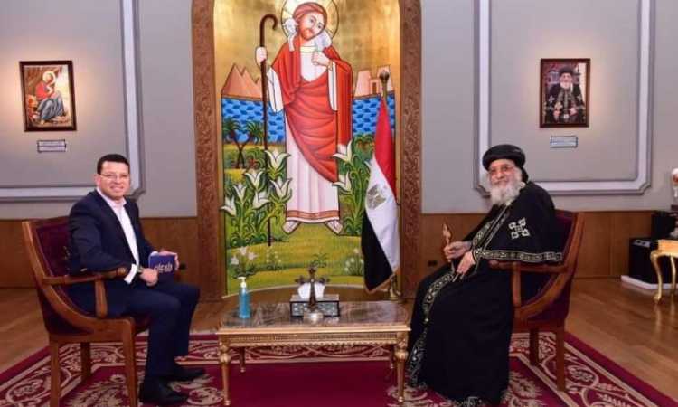 البابا تواضروس وعمرو عبد الحميد