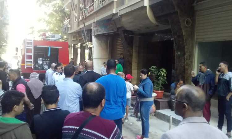 حريق بعقار في الإسكندرية
