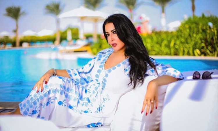 سمية الخشاب