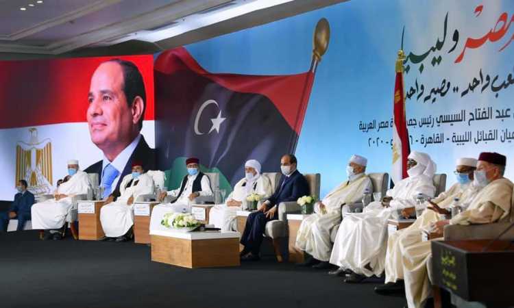 اجتماع الرئيس ومشايخ وأعيان القبائل الليبية