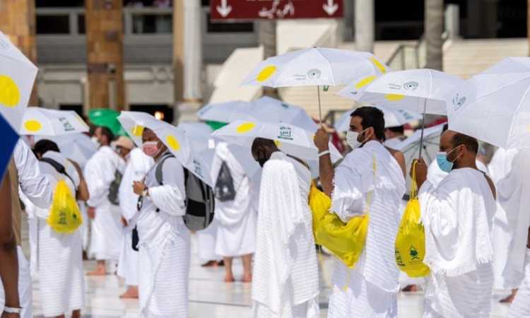 حجاج بيت الله الحرام
