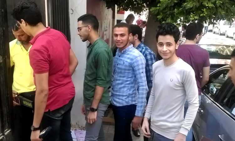 طلاب الثانوية العامة