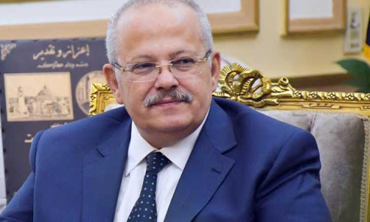 محمد عثمان الخشت رئيس جامعة القاهرة
