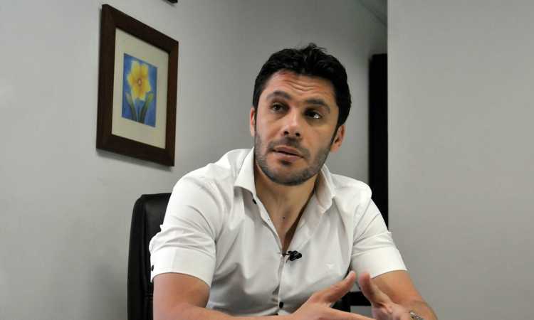أحمد حسن